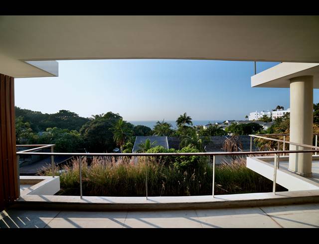 3 BEDROOM APARTMENT TO LET IN SALT ROCK